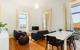 4Br Lisbon Apartament - Excellent Location - New Mattresses!